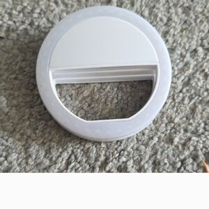 Marshalls White Clip-On Ring Light